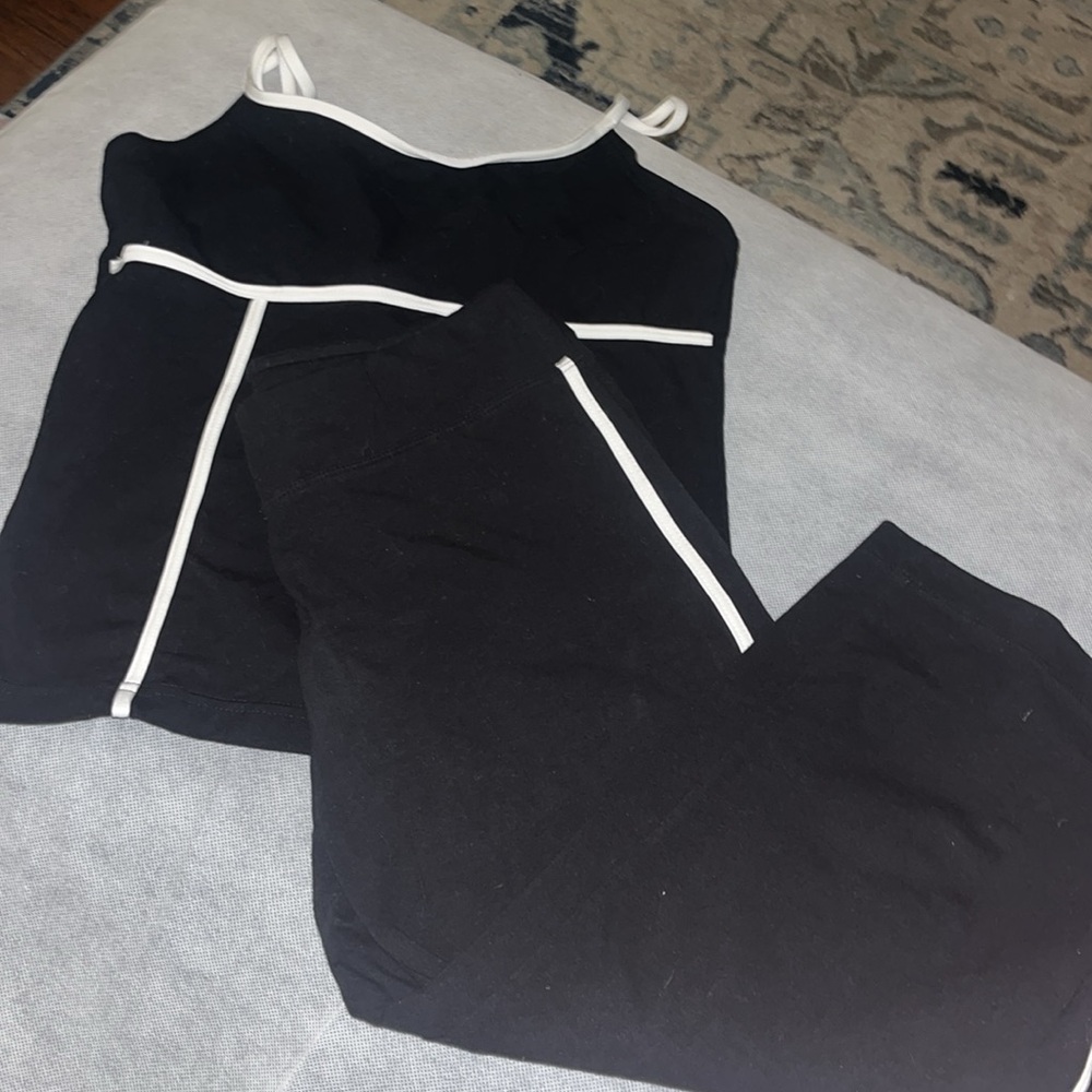 Mossimo Exercise Outfit